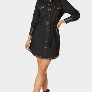 Bebe Black Long Sleeve Notched Collar Dress